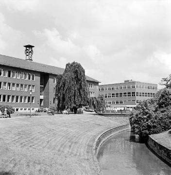 Juristische Fakultät und Bibliothek der Westfälischen Wilhelms-Universität am Aa-Ufer