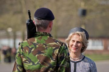 Abzug der Britischen Streitkräfte aus Münster, März 2012: HRH The Duchess of Gloucester beehrt die Abschiedsparade des 8 Regiment Royal Logistic Corps anlässlich der Schließung der 1964 bezogenen York-Kaserne
