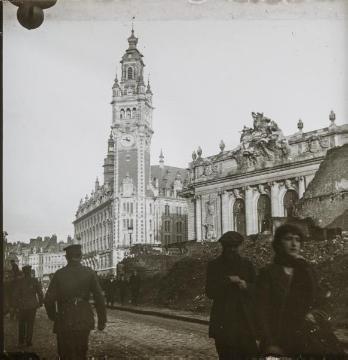 Vor der Oper in Lille   