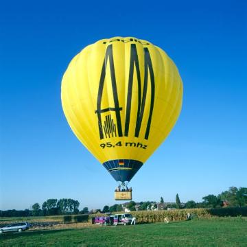 Montgolfiade, Werbeballon des Radiosenders "Antenne-Münsterland" während des Starts