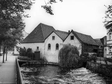 Wassermühle in Menden, Südwall, als Getreidemühle erbaut im 16. Jh. Ansicht um 1930, Vergleichsaufnahme von 2015 siehe Bild 11_4608.