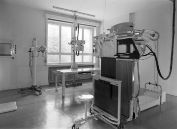 Röntgenstation im Gesundheitshaus Steinkohlebergwerk Heinrich Robert - Hamm, Fangstraße, eröffnet im Juli 1955.