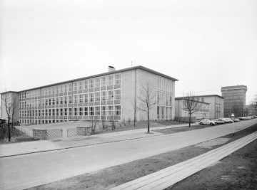 Friedrich-List-Schule, Hamm - gewerbliche Berufsschule. Undatiert, um 1960 [?]