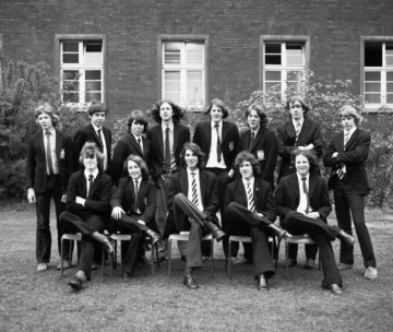 Windsor Boys' School, Hamm: Klassenporträt in Schuluniform, 1972.