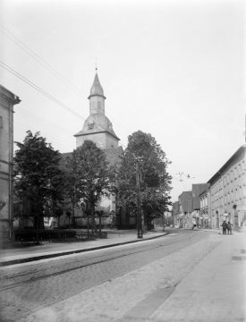 Horn, um 1940?: Straßenzug mit ev.-ref. Pfarrkirche, ehem. St. Johannes der Täufer, Ende des 15. Jh. erbaute Hallenkirche
