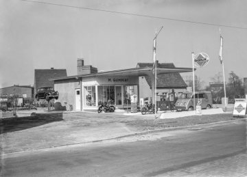 Gasolin-Tankstelle M. Gumpert - Hamm, Werler Straße 210. Undatiert, um 1954 [?]