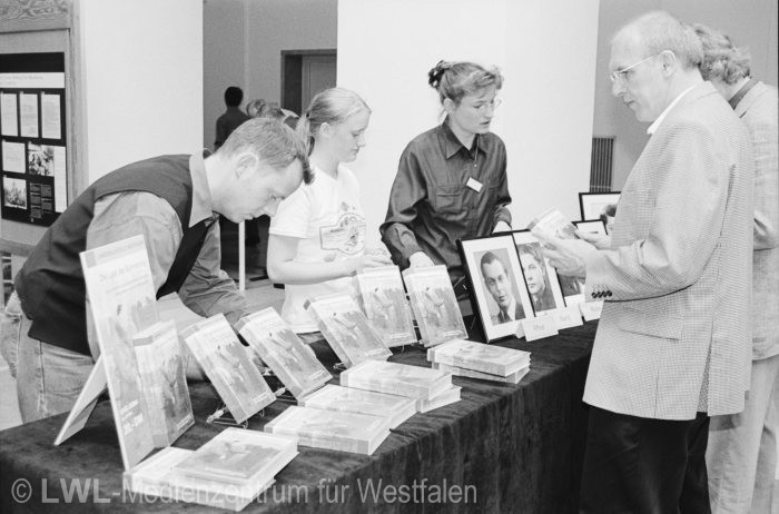10_7028 Aus der Arbeit des LWL-Medienzentrums für Westfalens: Filmproduktion "Die Last der Erinnerung"