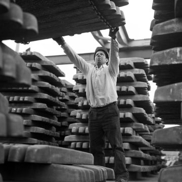 Vereinigte Aluminum-Werke, Lippewerk in Lünen [vermutet], errichtet 1938 - Arbeitsalltag im Juni 1971.