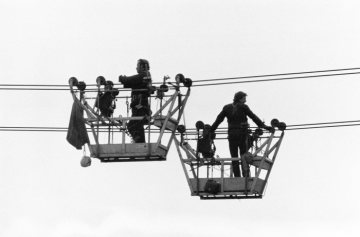Wartungseinsatz am Umspannwerk Pöppinghausen, Castrop-Rauxel. April 1986.