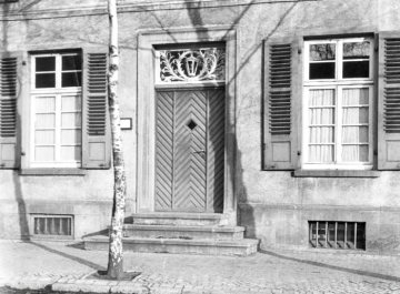 Haustür mit Oberlicht und diagonalem Muster, Wiedenbrück, 1939-1945.