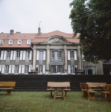 Haus Ende, gartenseitige Front - Sitz der Zivildienstschule, Ortsteil Ostende