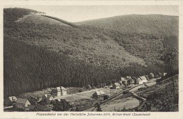 Blick ins Hoppecketal beim Johannes-Stift in Brilon-Wald, undatiert (1920er/1930er Jahre?)