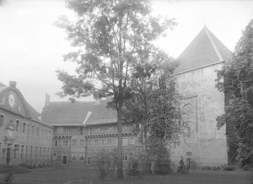 Schloss Rheda, Innenhof, um 1930?