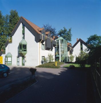 Zeitgenössische Villenarchitektur: Beispiel aus Gartenstadt/Schönau