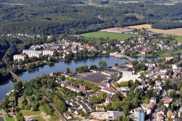 Essen-Kettwig: Kettwiger See in der Nähe der Ruhrbrücke Kettwig: Als vorletzter der Ruhrstauseen 1940 bis 1950 erbaut