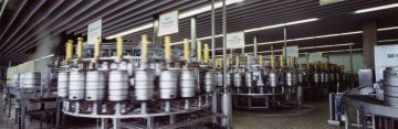 Warsteiner Brauerei, Faßreinigungsanlagen
