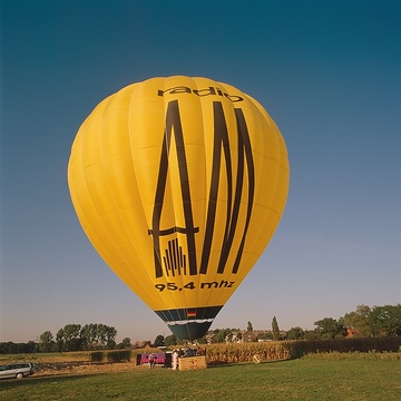 Montgolfiade, Werbeballon des Radiosenders "Antenne Münsterland" bei der Startvorbereitung