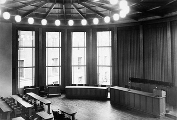 Landeshaus, erbaut 1950/53: Plenarsaal des Westfalenparlamentes