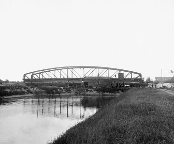Brücke über den Datteln-Hamm-Kanal im Bau