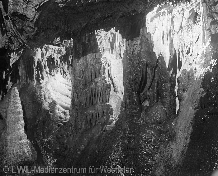 01_1343 MZA 258 Westfälische Höhlen