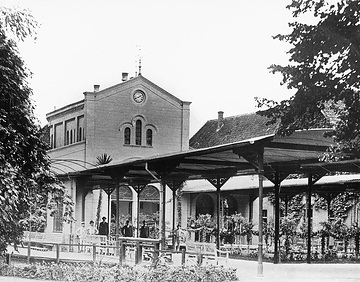 Arminiusbad: Trinkhalle und Badehaus an der Arminiusquelle, um 1910?