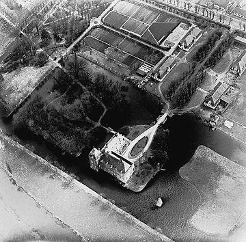 Wasserschloss Hovestadt im Luftbild (Zeppelinflug)