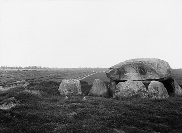 Megalithgrab bei Klein-Stavern