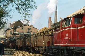 Zuckerfabrik Soest: Beladene Güterwaggons auf dem Werksgelände