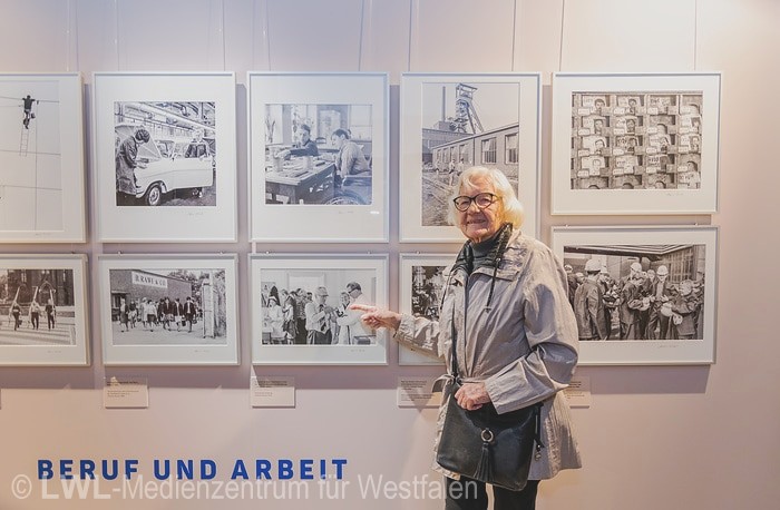 22_587 Ausstellungseröffnung "Täglich Bilder fürs Revier - Pressefotografien von Helmut Orwat 1960 – 1992" im LWL-Museum Schiffshebewerk Henrichenburg