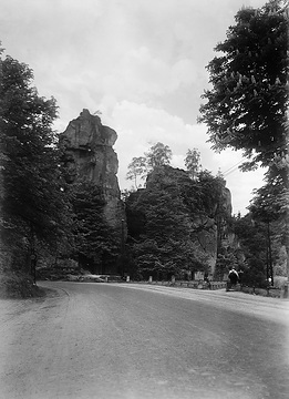 Die Externsteine (Ostseite), Naturdenkmal, um 1940?