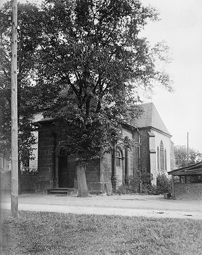 St. Joseph-Kapelle am Herzebrocker Krankenhaus, Barock, bez. 1706, erweitert 1901
