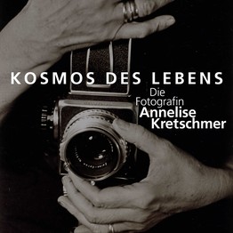 Plakat zur Ausstellung "Kosmos des Lebens"