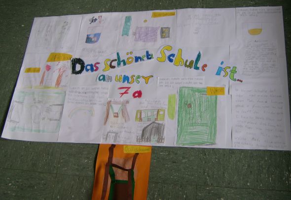 Beim Klick sieht man das Siegerplakat in Details