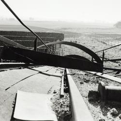 Schienen des Schrägaufzugs in das Maschinenhaus, April 1985. Foto: Berthold Socha (vergrößerte Bildansicht wird geöffnet)