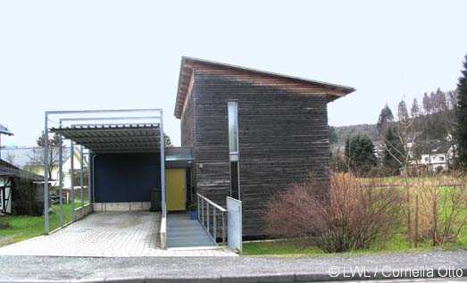 Westseite des Haupt- und Nebenhauses
