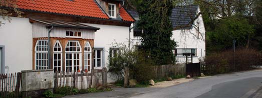 Nachbarschaft mit dem Neubau