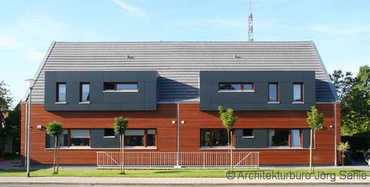 Straenansicht eines Doppelhauses