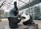 »Two Piece Reclining Figure No. 5« von Henry Moore