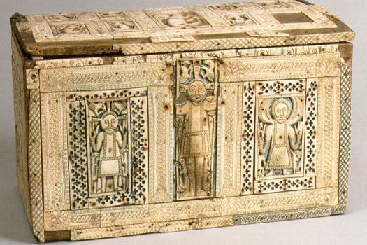 HölzernerTragaltar Liudgers mit Elfenbeinplatten beschlagen