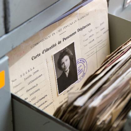 Mit Citizen Science ein Denkmal setzen: Die Arolsen Archives und die NS-Verfolgung