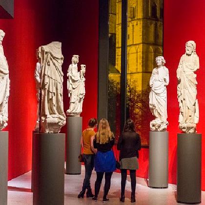 KunstGeschichten: Fashion fasziniert