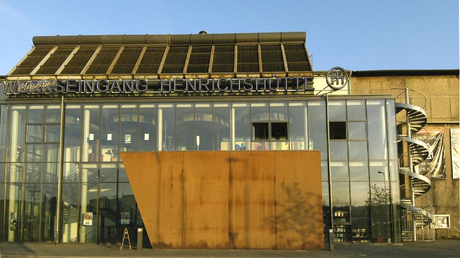 10915 - 150 16x9.jpg