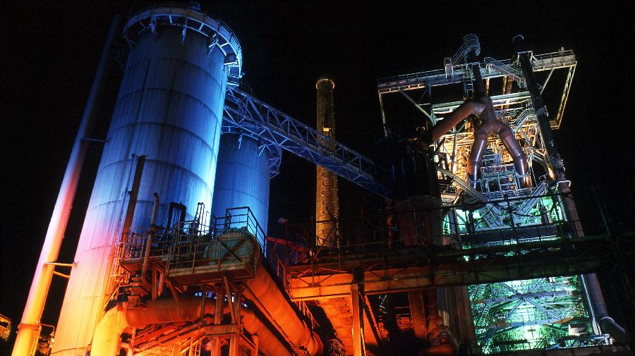 Kneffel-Nachtbild 16x9.jpg