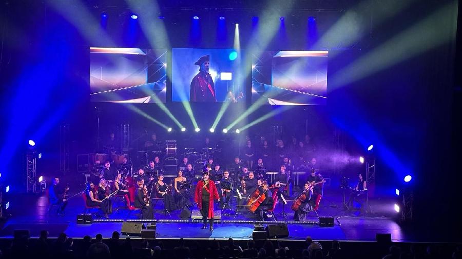 Hans Zimmer 1 (c) Star Entertainment 2024 (1) 16x9.jpg