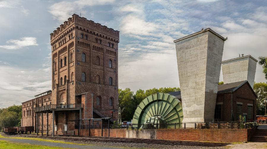 13347-004_Bednorz_beschnitten 16x9.jpg