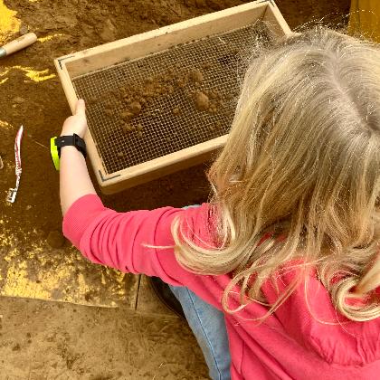 Archäolog:innen gesucht!