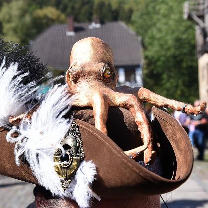 Von Schmiedefeuer und Zahnrädern