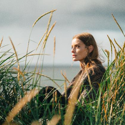 Konzert: NEST mit Eydís Evensen