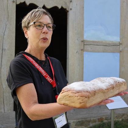 Naturbegegnungen: Vom Getreide auf dem Acker bis zum Brot aus dem Backofen