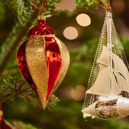 Christbaumschmuckverkauf